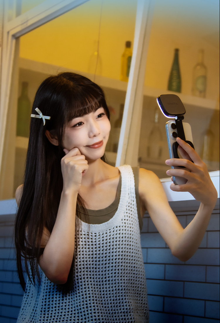 Achieve flawless skin and captivating eyes in your selfies