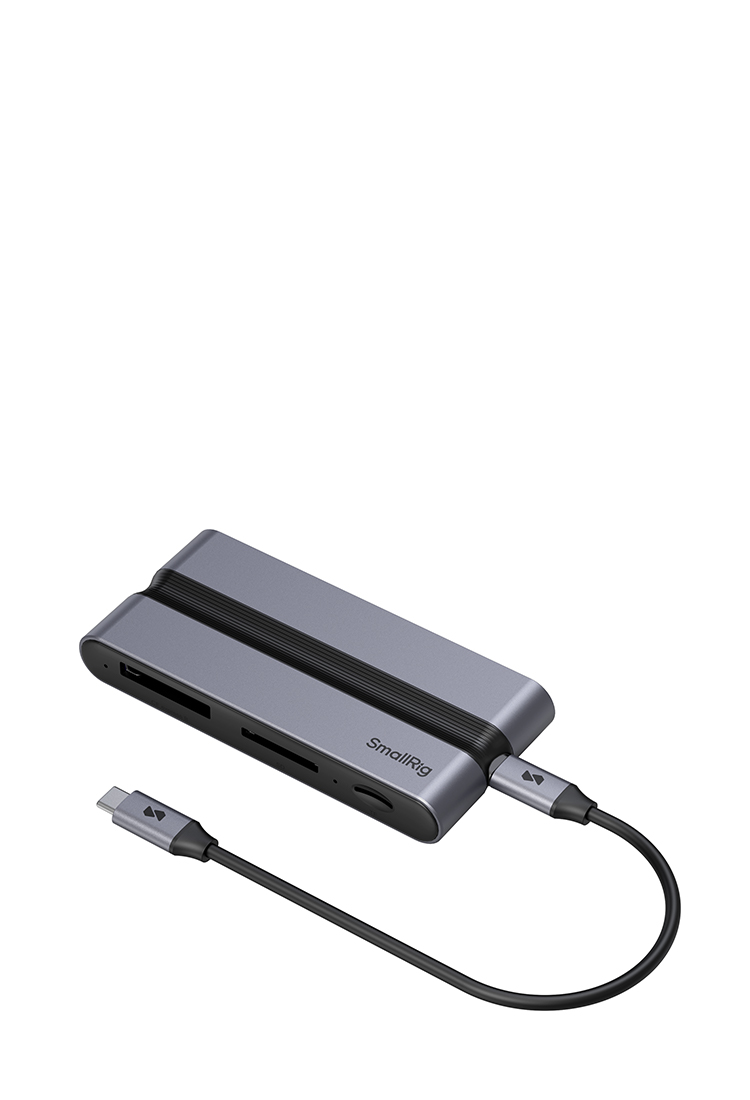 CFexpress 9-in-1 Docking Station for Photographers