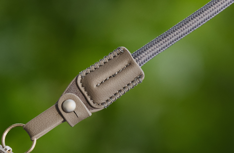 High-density nylon & microfiber leather resist wear, folds,and aging