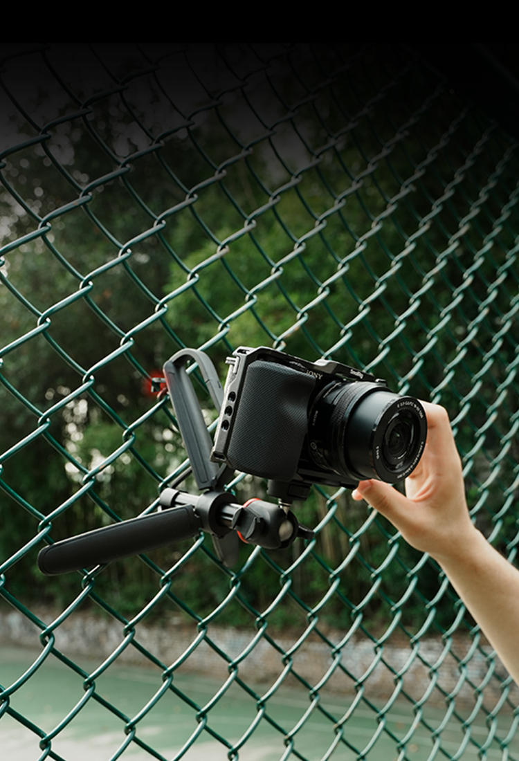 Hitch Anywhere, Shoot Everywhere